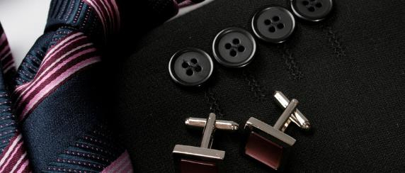 企業(yè)如何樹立良好的形象?西服定制必不可少!